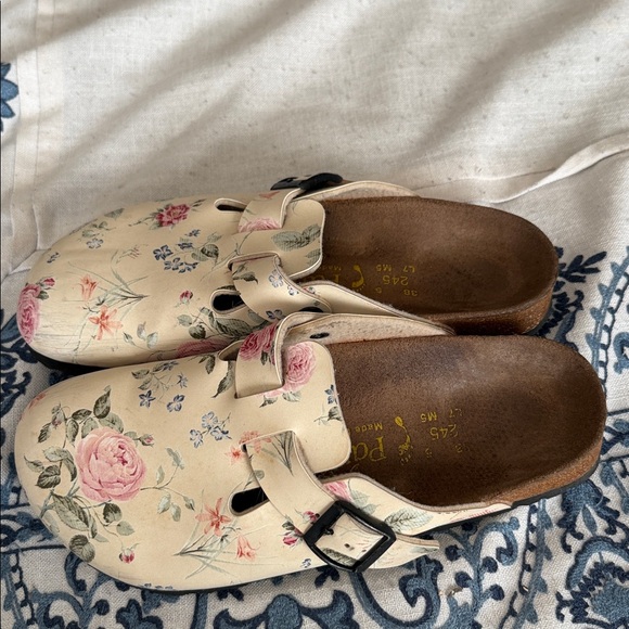Papillio pink cabbage roses forget me nots Clogs  buckles by Birkenstock size 38 - Picture 8 of 17